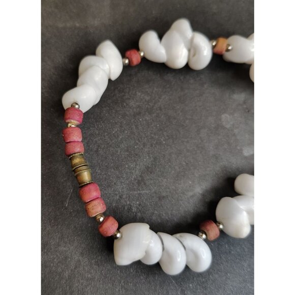 Handmade White Sea Shell Necklace, Red Bead, Barrel Clasp, Vacation Boho Beach - Picture 5 of 5